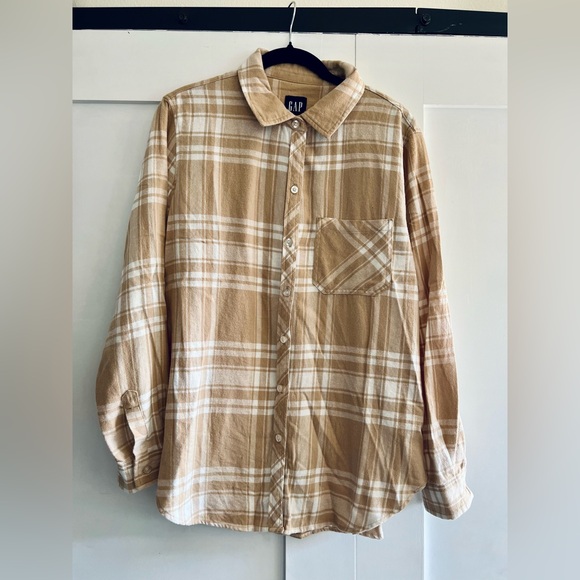 GAP Tan Plaid Button-Down Shirt for Women - Picture 2 of 7